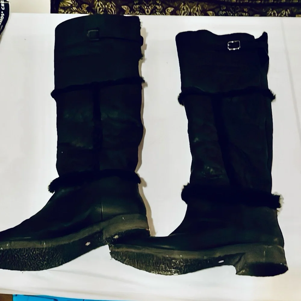 Diane Von Furstenberg size 10 black leather shearling lined over the knee boots
